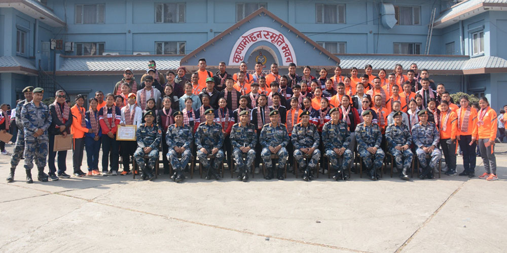 सशस्त्र प्रहरीद्वारा नवौँ राष्ट्रिय खेलकुद प्रतियोगिताका विजेता खेलाडीलाई सम्मान
